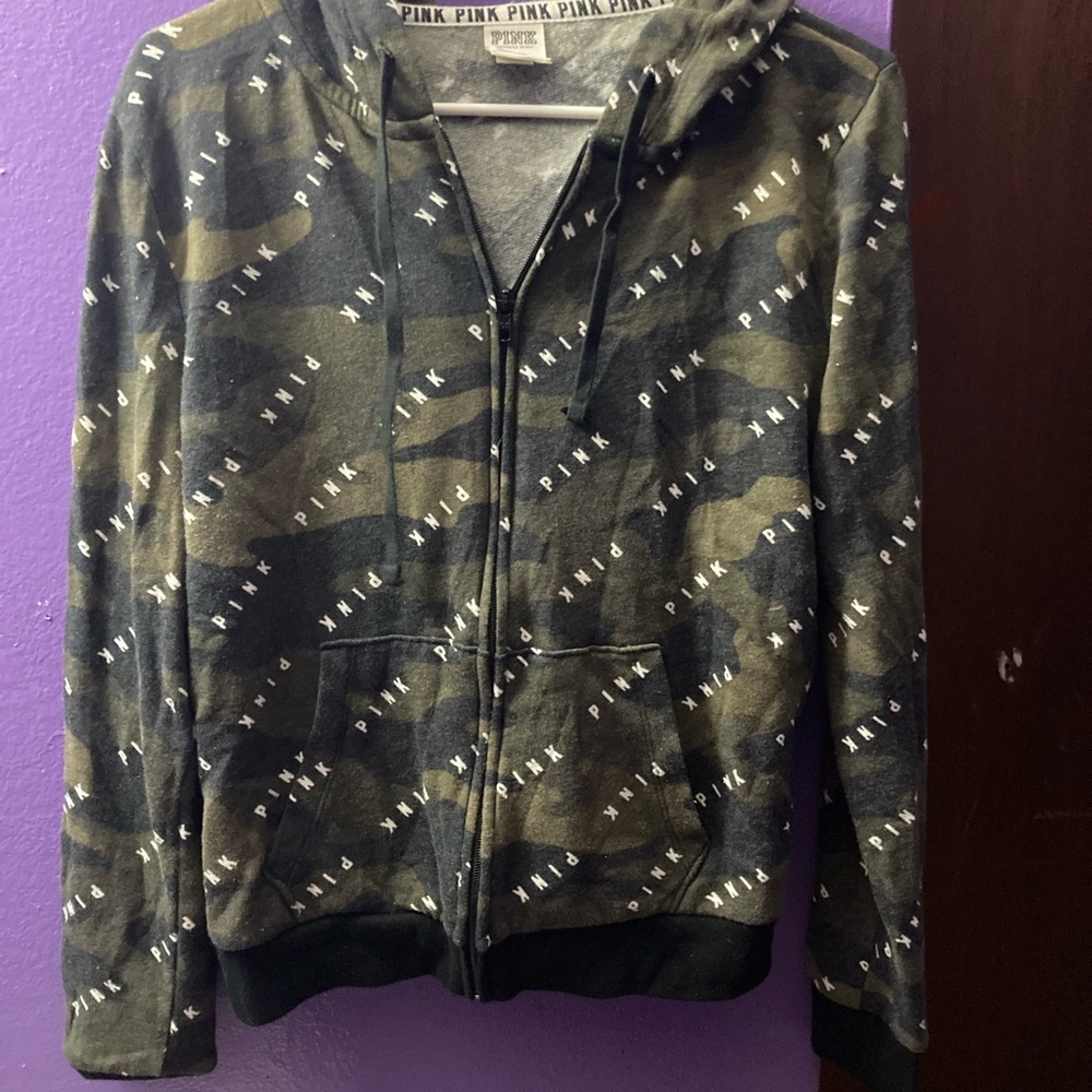 Vs PINK Victoria’s Secret Camo print jacket hoodie size Medium